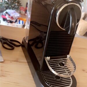 Nespresso Citiz platimun model